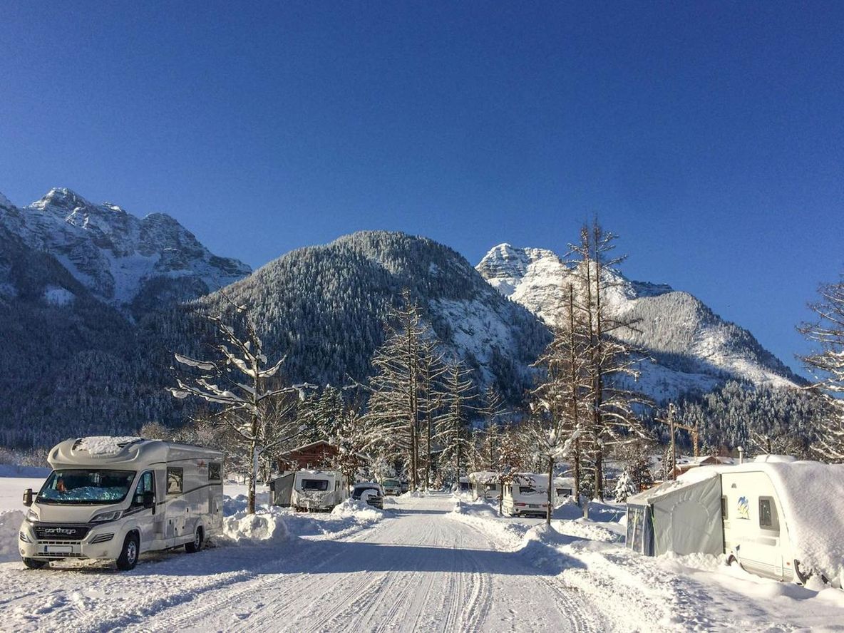 11 Lovely Campsites for Winter Camping in the Alps